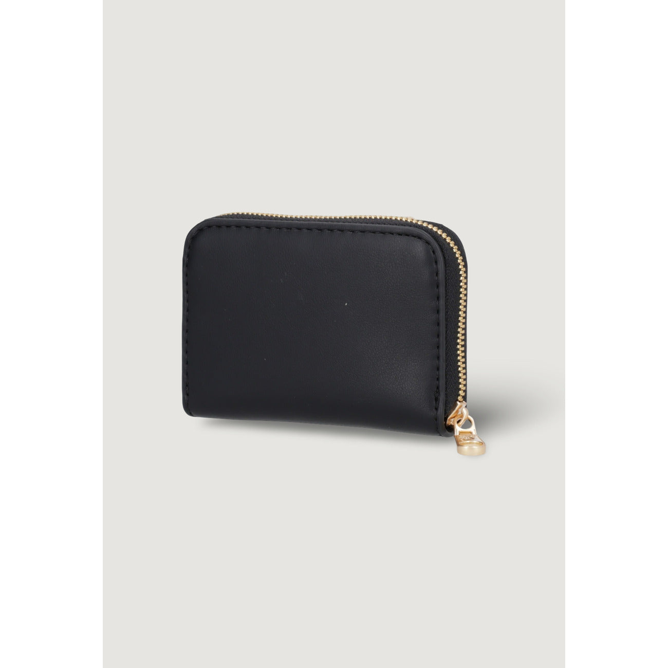 Calvin Klein  Women Wallet