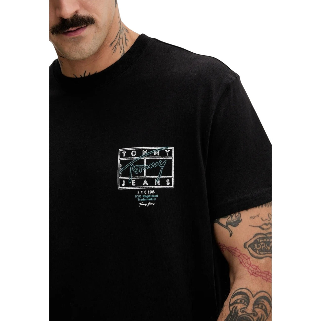 Tommy Hilfiger Jeans Men T-Shirt