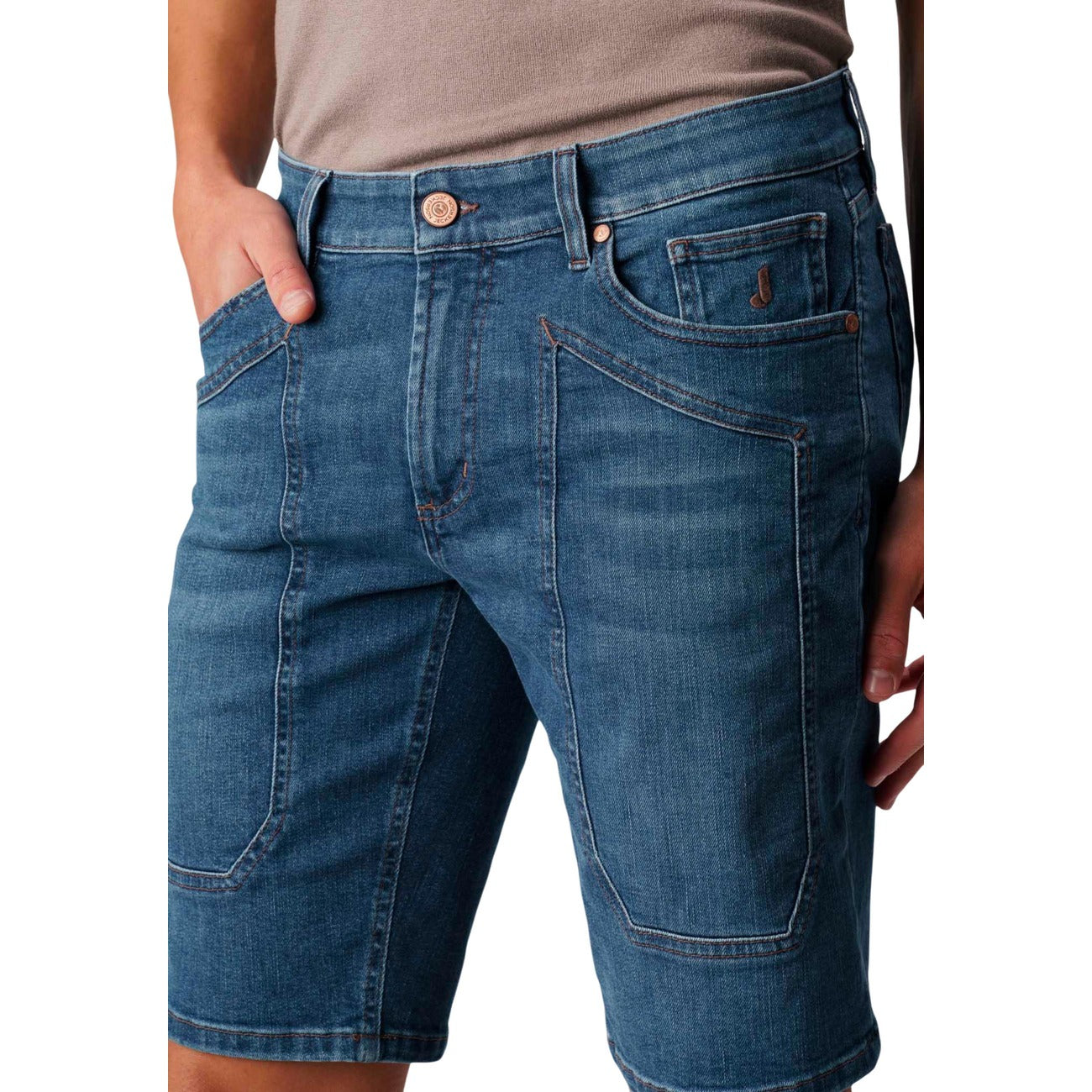 Jeckerson Men Shorts