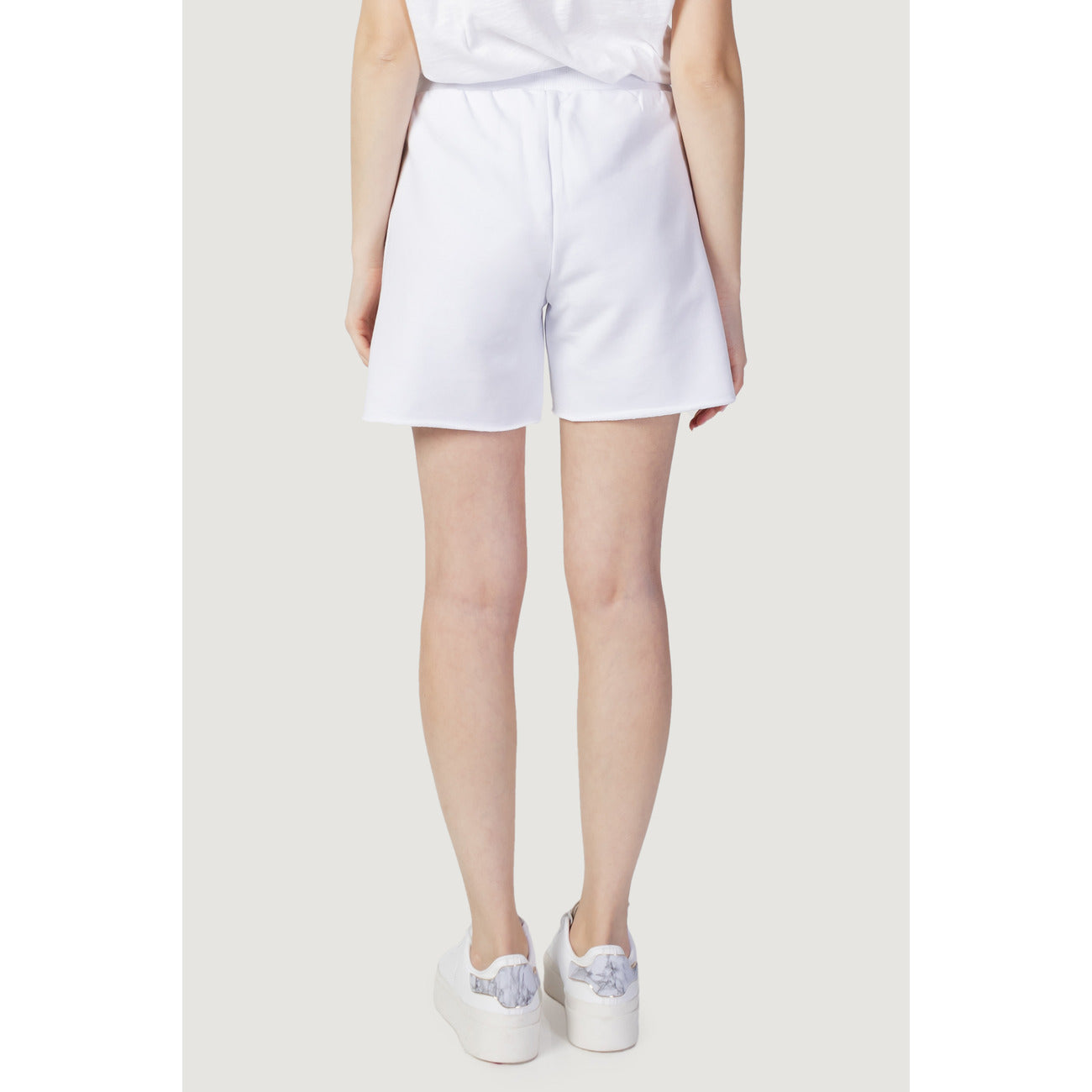 Blauer.  Women Short